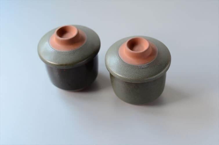 ドイツから 蓋つきの陶器ポット 2点セット キャニスター 容器 ドイツから 蓋つきの陶器ポット 2点セット キャニスター 容器