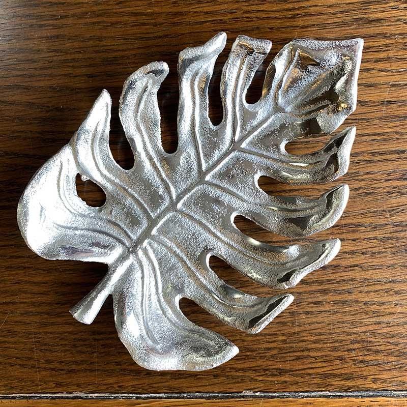 դäѤΥȥ졼󥹥ƥ顡᥿֥ ȥ졼ʪ֤
12otci12