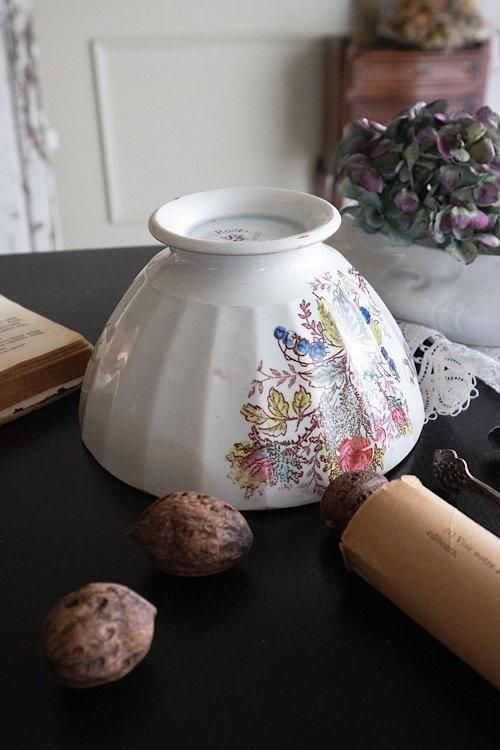フランスアンティークの華やかなカフェオレボウル