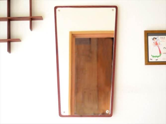 デンマーク製 1960-70年代 チーク ウォールミラー 66x37cm デンマーク製 1960-70年代 チーク ウォールミラー 66x37cm