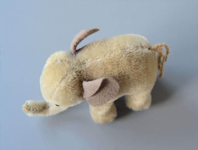 ドイツ製Steiffのヴィンテージゾウぬいぐるみ