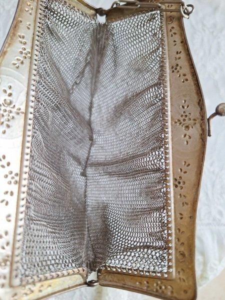 アンティークがま口バッグ - アンティークモール＆蚤の市情報サイト