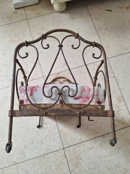 アンティークドールベッド - ANTIQUE LEAVES アンティークドールベッド - ANTIQUE LEAVES
