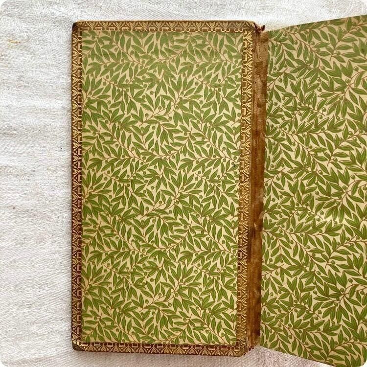 フランス製1908年アンティーク革装丁聖書