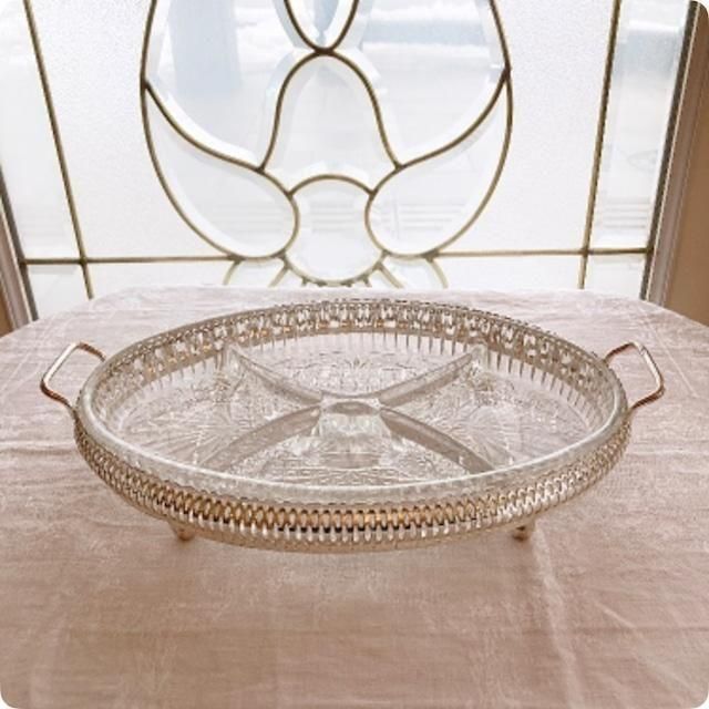 フランス製涼し気なガラスとシルバー素材のオードブル皿