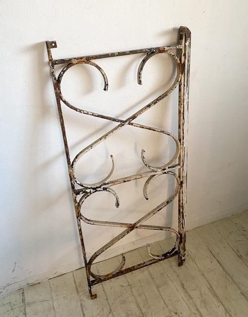 フランスアンティーク　フェンス フランス製アンティークのユニークなガーデンフェンス