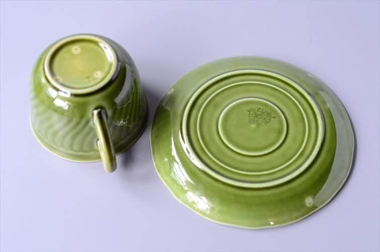 ベルギー製1960年代BOCHカップソーサー鮮やかなオリーブグリーン