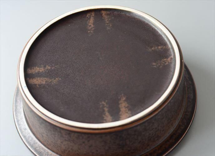 ヴィンテージアラビア深いブラウンの蓋つきボウル