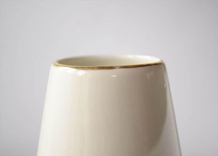 ドイツ製アンティーク花瓶 色鮮やかな花模様