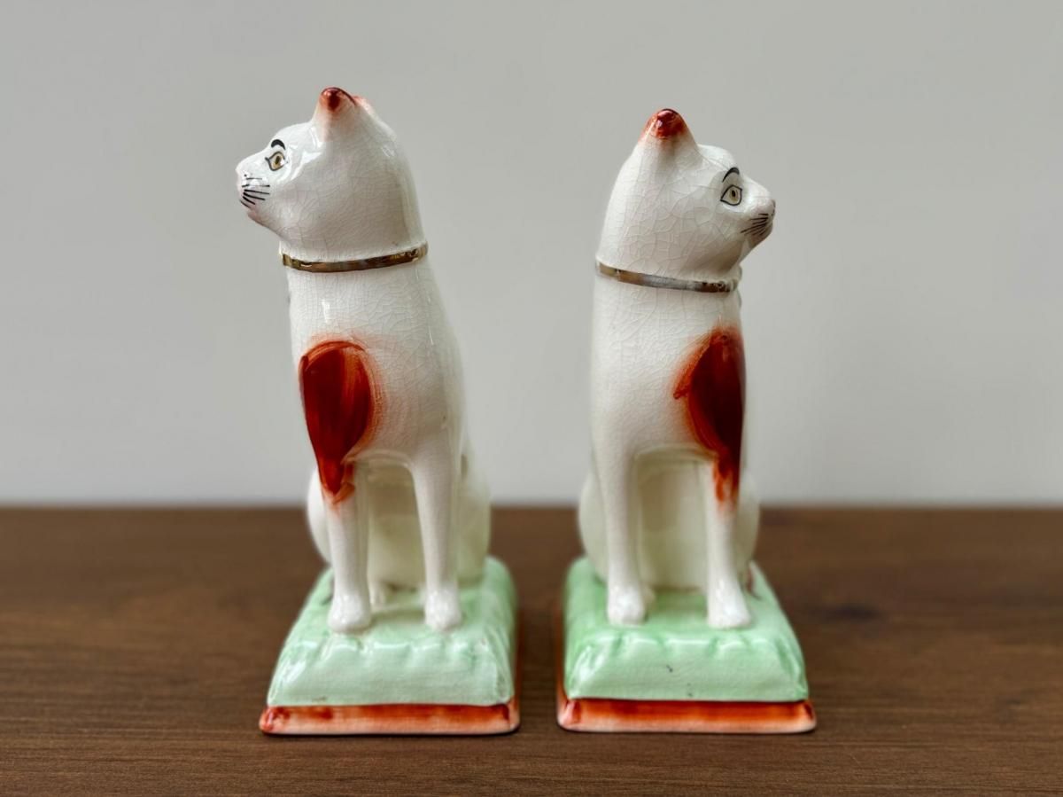 ヴィンテージ英国製スタッフォードシャーキャットペア18cm