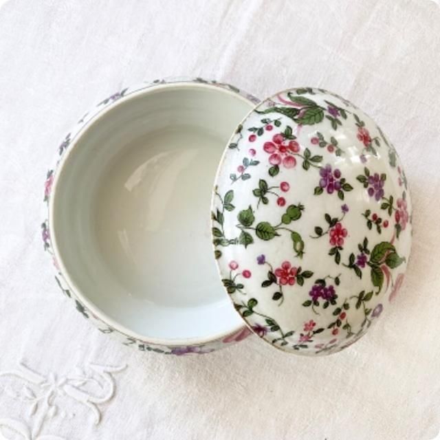 フランス直輸入】愛らしく華々しいデザインが素敵 リモージュ フランス直輸入】愛らしく華々しいデザインが素敵 リモージュ
