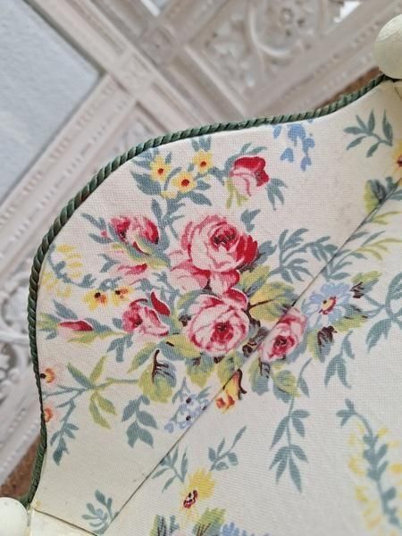 ご確認用です。 フランス刺繍生地のカルトナージュ＆円形カルトナージュ2点 ご確認用です。 フランス刺繍生地のカルトナージュ＆円形