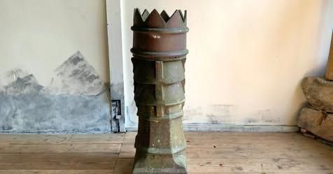 【最終値下げ】チムニーポット 煙突 ガーデニング 1900's 英国 116A 最終値下げ】チムニーポット 煙突 ガーデニング 1900's 英国