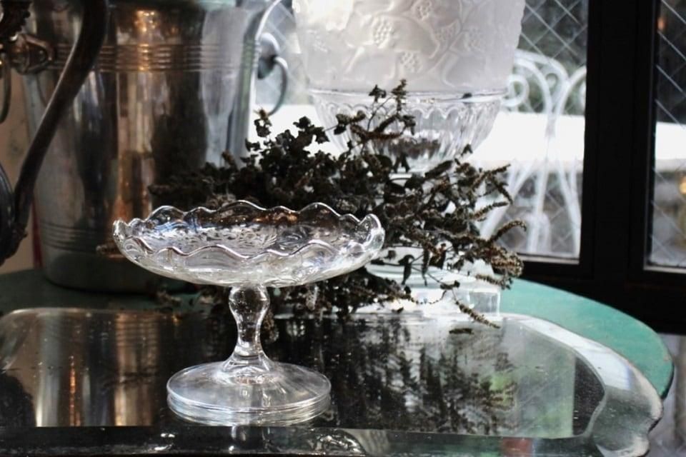 フランス エタン(ピューター)花リムの大きなオーバルプレート フランス エタン(ピューター)花リムの大きなオーバルプレート