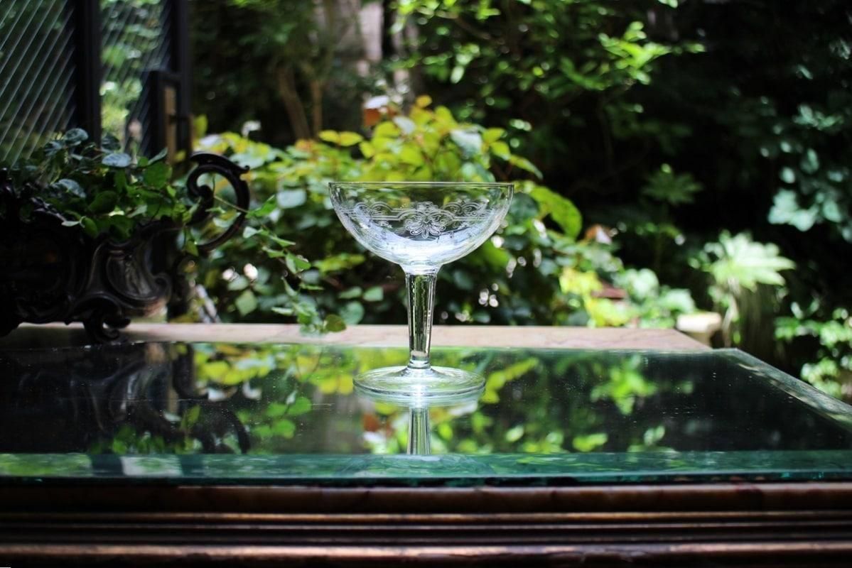 希少なアンティークバカラシャンパンクープボーアルネ