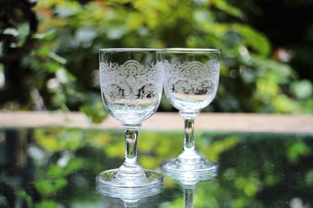 【美品】アンティークグラス　リキュール　花　オブジェ　R1344ダI 美品】アンティークグラス リキュール 花 オブジェ R1344ダI