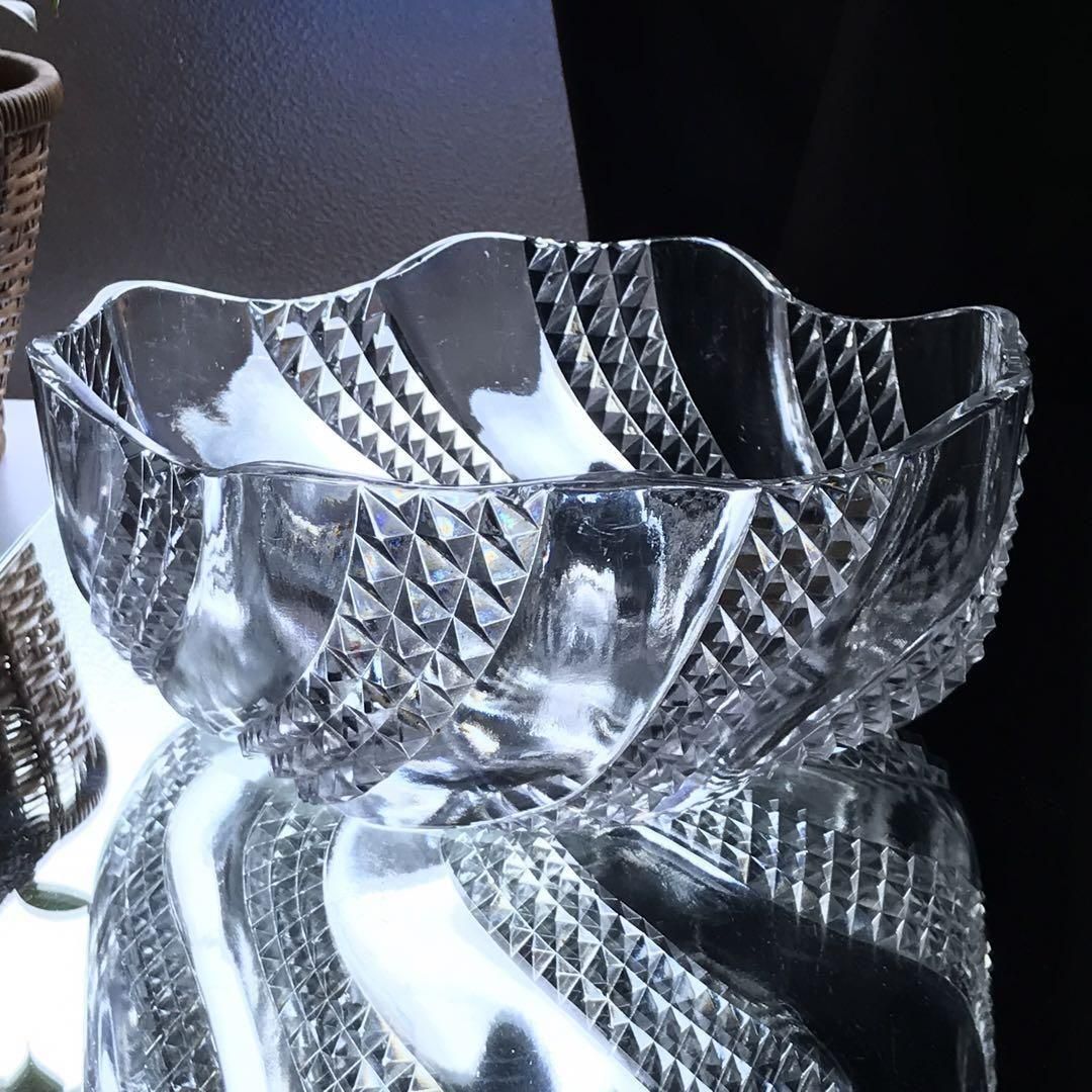 アンティークバカラ製繊細なサラダボウル1880年代希少なセルパンタン