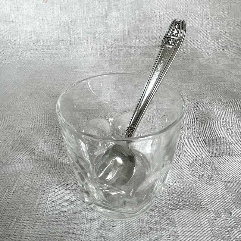フランス製シルバープレート デザートにもモチーフ入りフォーク2