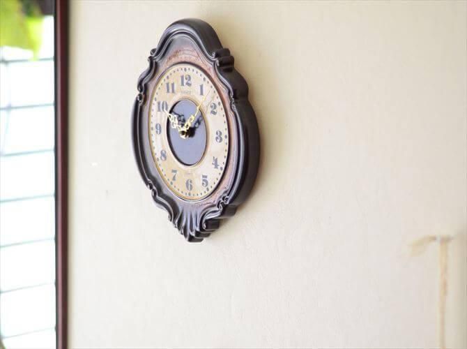 ドイツ製 KIENZLE クラシックな陶器の壁時計 キンツレー 壁掛け