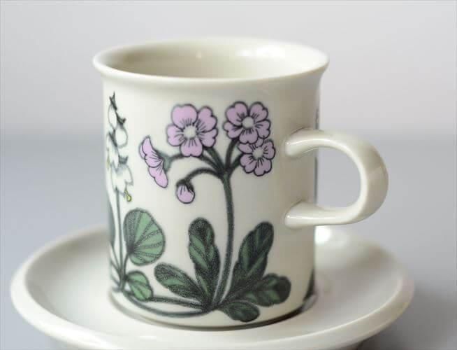 希少!ARABIA アラビア Flora Tall コーヒーカップ&ソーサー 希少!ARABIA アラビア Flora Tall コーヒーカップ&ソーサー