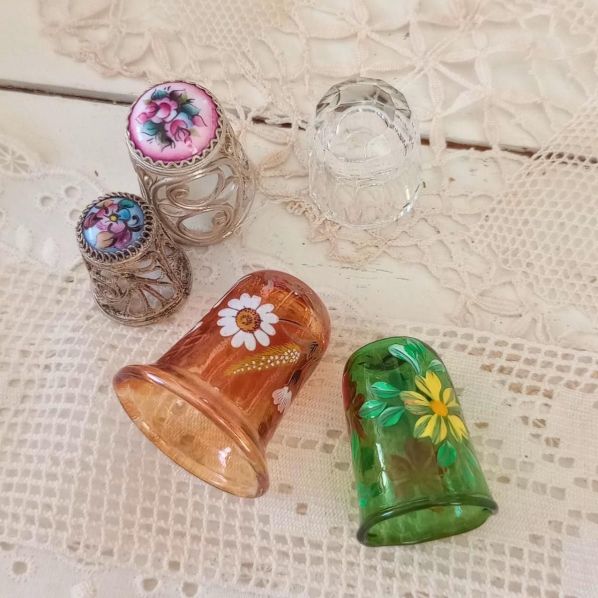 フランス直輸入の可憐なヴィンテージガラスシンブル