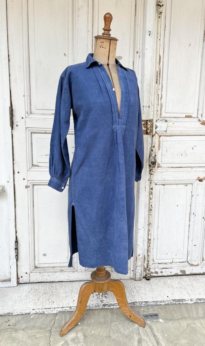 フランス 蚤の市 アンティークリネン 刺繍 ワンピース パリ フランス 蚤の市 アンティークリネン 刺繍 ワンピース パリ