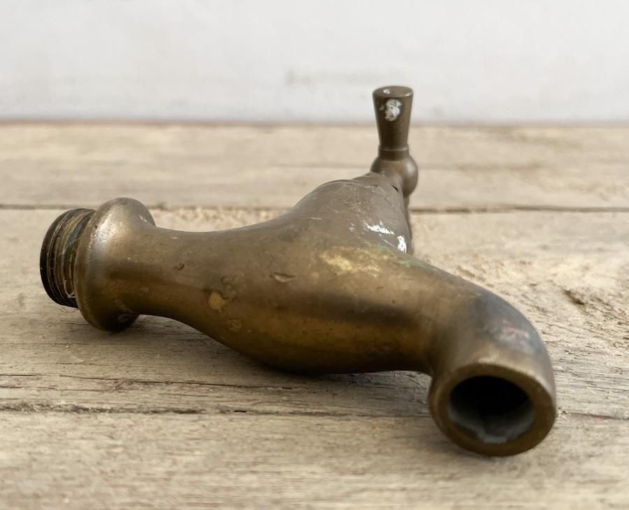 フランスアンティーク　1930〜40年代　キッチンシンク　蛇口 給水栓 配管用 フランスアンティーク 1930〜40年代 キッチンシンク 蛇口 給水栓