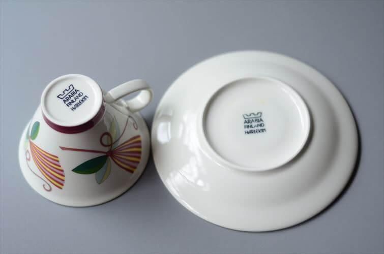 美品 ARABIA アラビア Harlekin Karneval カップ&ソーサー