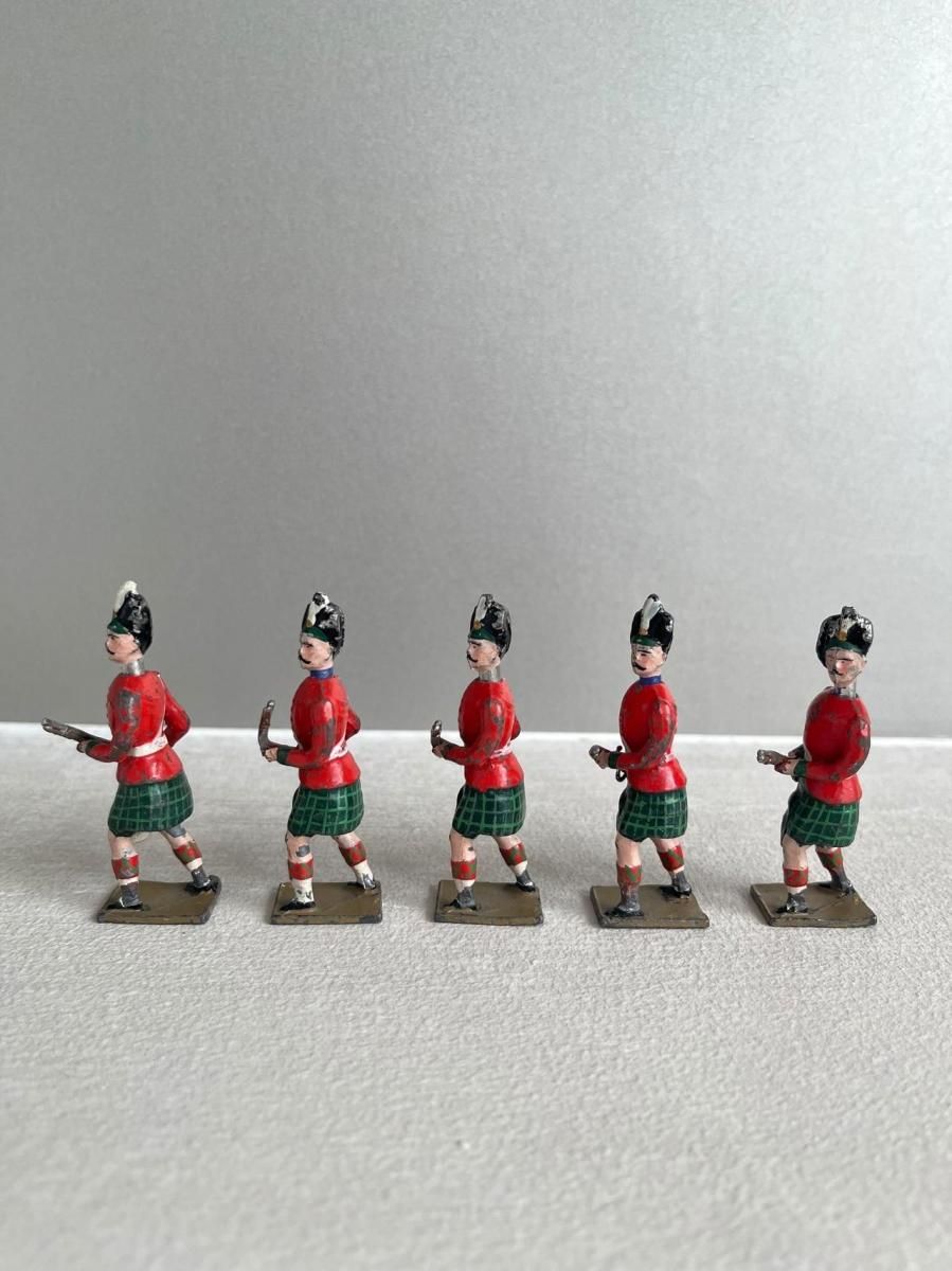 イギリス製 スコットランド兵隊フィギュア5体セット