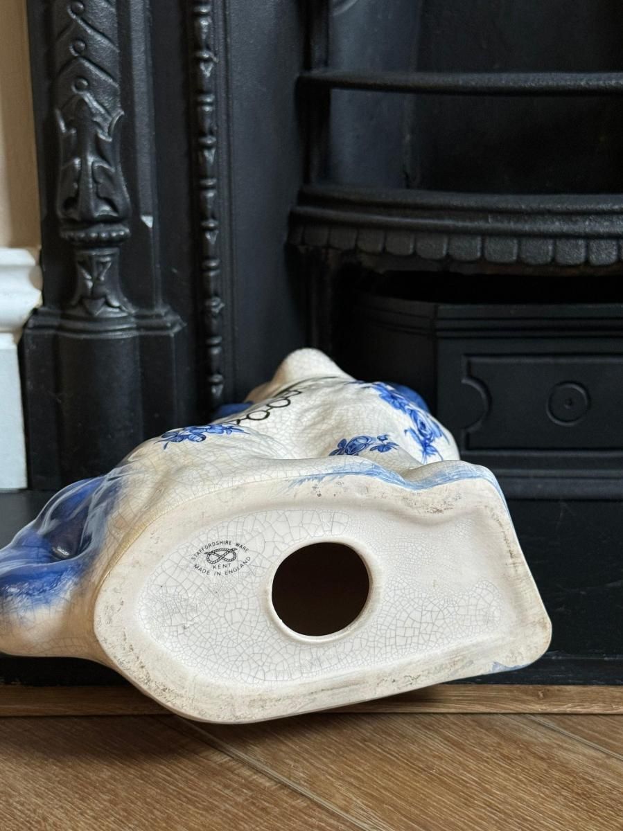 ♥夏の大特価Sale‼️イギリスドックカート ④❤️アンティーク❤️ ウィリアム・ケント社製、青い花柄のスタッフォードシャー・ドッグ