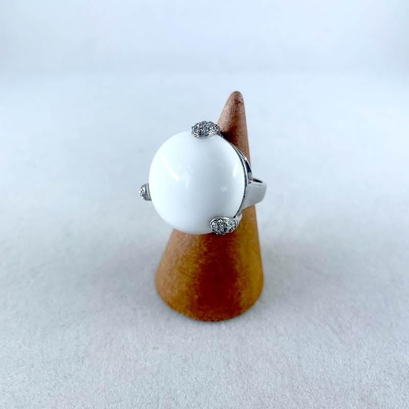 つるりん 白玉の大ぶりシルバーリング925 華やかなラインストーン