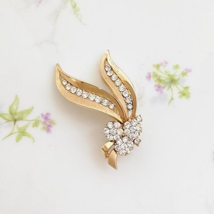 アンティークゴールドトーン マルチカラー ブローチ