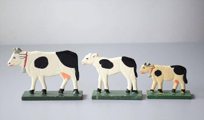 ドイツ製ヴィンテージ木製牛のオブジェ かわいい癒し系