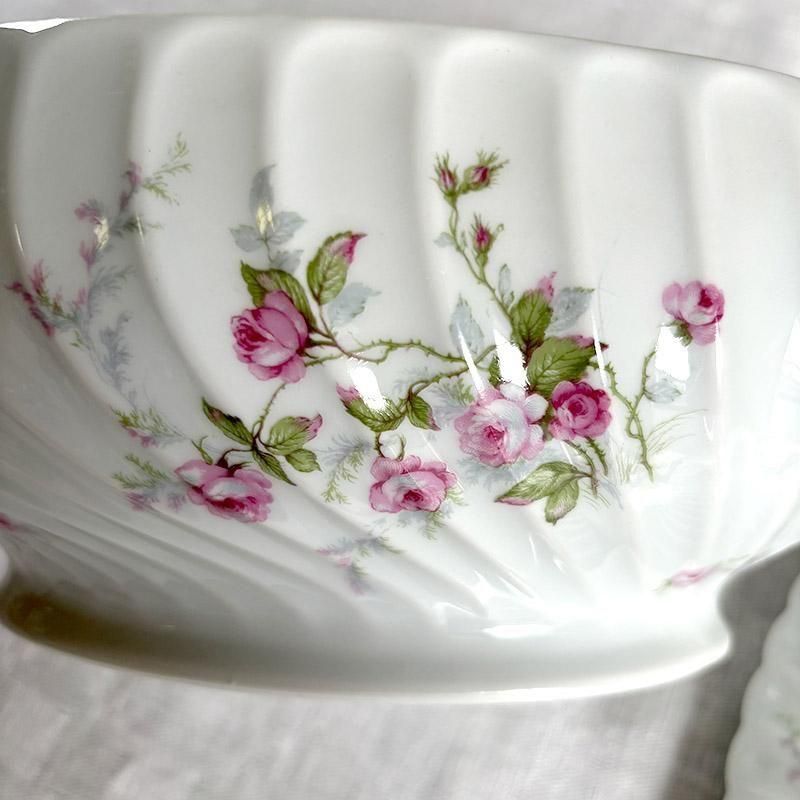 リモージュ 深皿 チューリーン 花びらの模様 リモージュ 深皿 チューリーン 花びらの模様