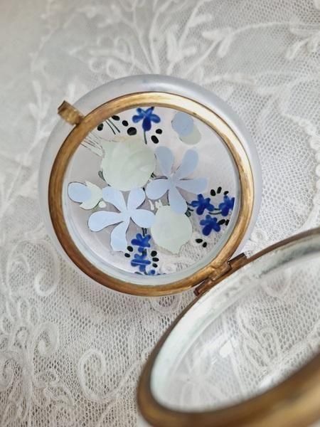 アンティークガラスパウダージャー - ANTIQUE LEAVES