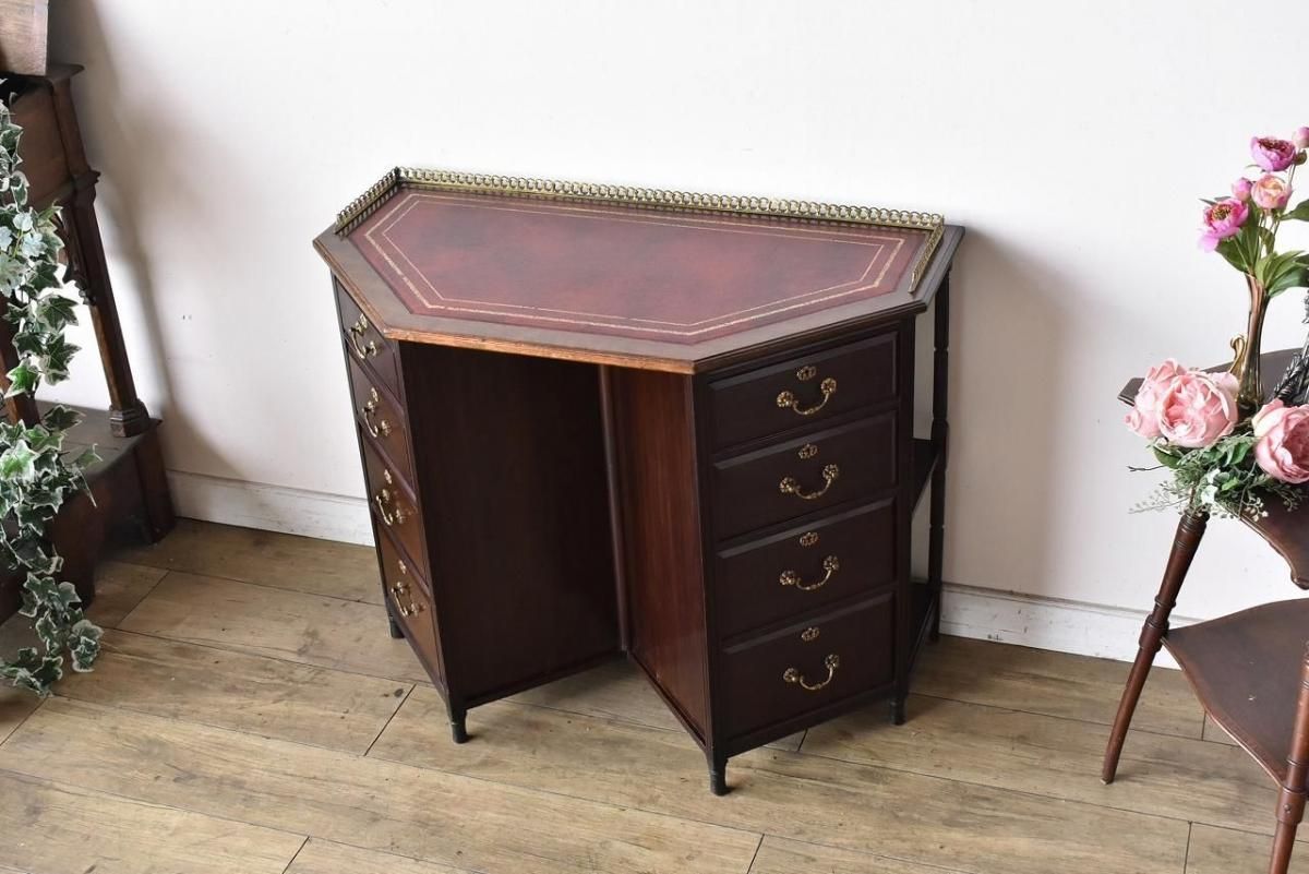 フランス アンティーク ルイ16世様式 マホガニー レザートップ デスク 鍵付き フランス アンティーク ルイ16世様式 マホガニー レザートップ