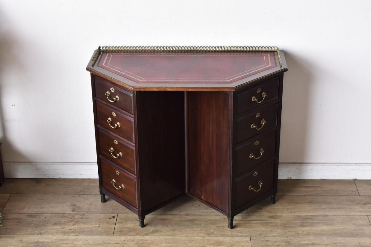 フランス アンティーク ルイ16世様式 マホガニー レザートップ デスク 鍵付き フランス アンティーク ルイ16世様式 マホガニー レザートップ デスク
