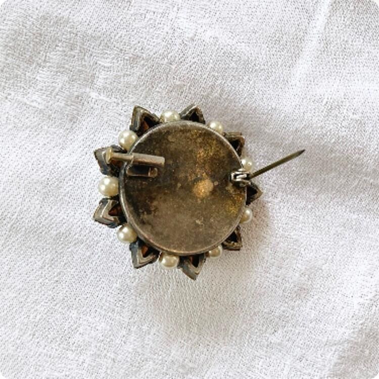 フランス直輸入の華やかな輝き ヴィンテージブローチ