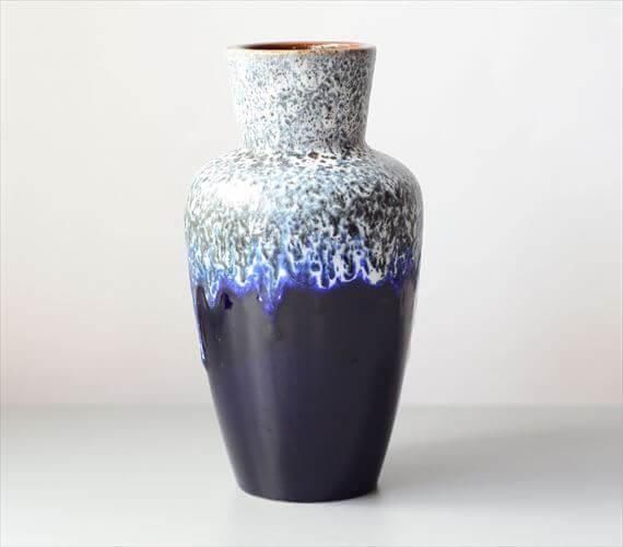 ビンテージ　ドイツ　花器　磁器　置物　インテリア　工芸品　美術品　A3463 ドイツのカイザー磁器デジレシリーズの花瓶、1970年代