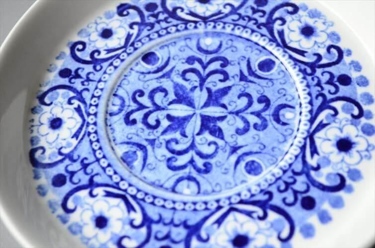 ARABIA製デミタスカップ4客フィンランド ヴィンテージARABIAデミタスカップ 鳥と花の優雅な模様