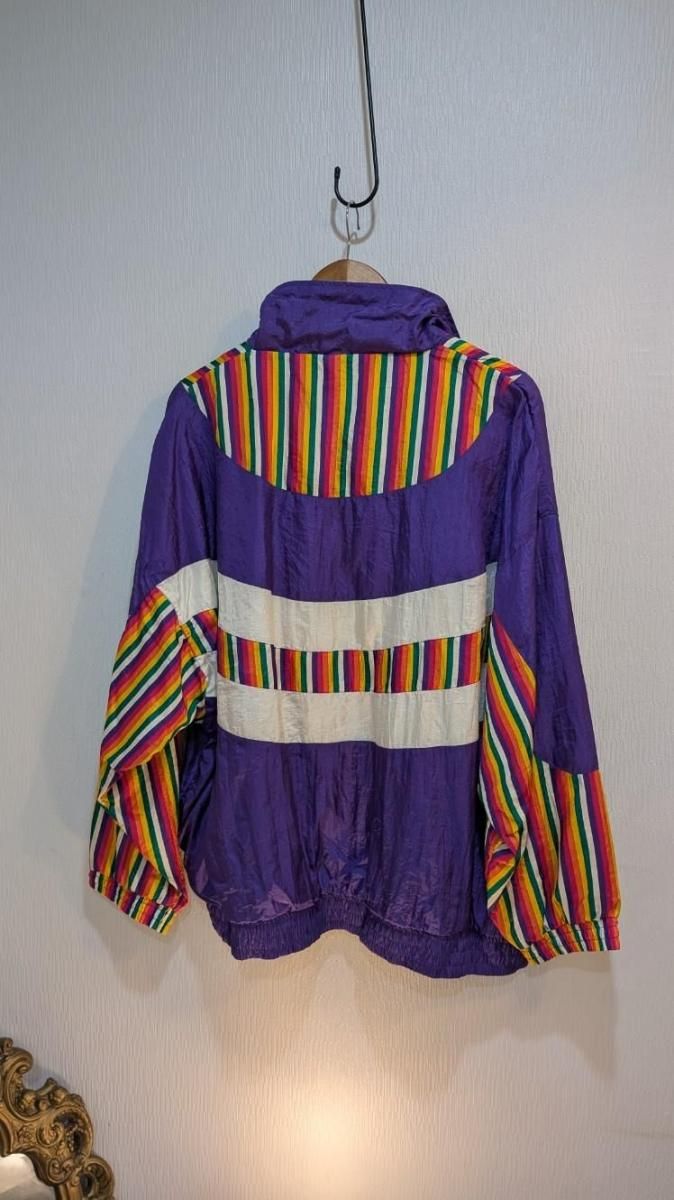 80年代カナダ製パープルウィンドブレーカー可愛さ際立つ
