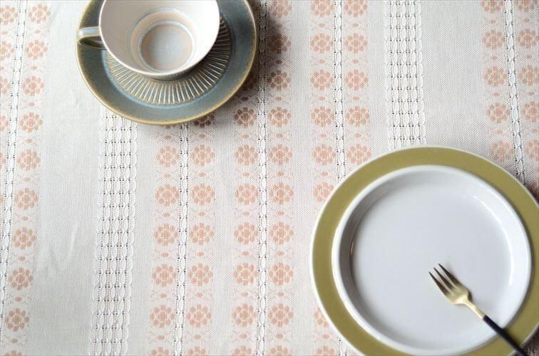 ヴィンテージ手刺繍テーブルクロス デンマーク製