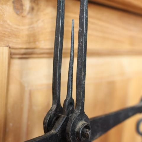 フランス製アンティークJAPYのシャビーな天秤