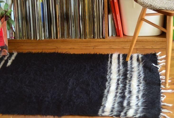 ヴィンテージトルコ製モヘアラグ 珍しいダークネイビー