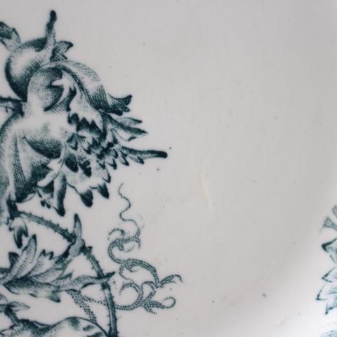 フランス製アンティーク・優雅なケシ模様プレート