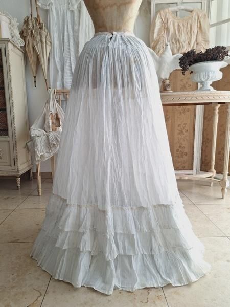 アンティークフリルペチコート - ANTIQUE LEAVES