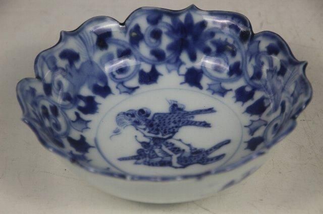 大皿■青華麒麟紋花弁型皿 染付花唐草 江戸期 古伊万里 古玩 時代物 骨董品■ 大皿□青華麒麟紋花弁型皿 染付花唐草 江戸期 古