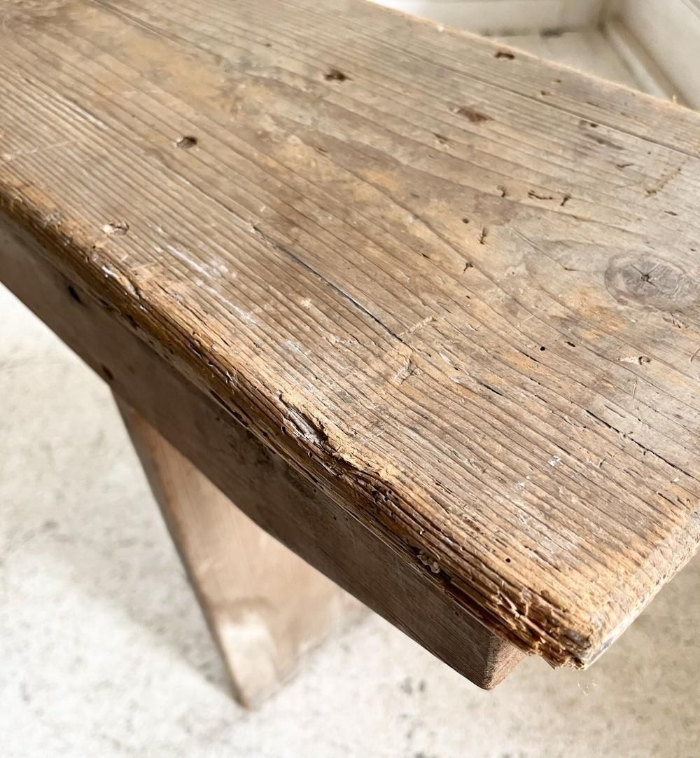 フランス製アンティークパイン材の長いベンチ