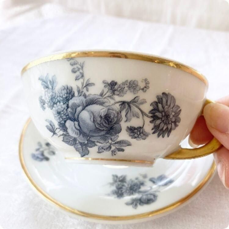 Limoges リモージュ ラヴィエとカップのセット　フランスヴィンテージ フランス製リモージュの上品なカップ＆ソーサーセット