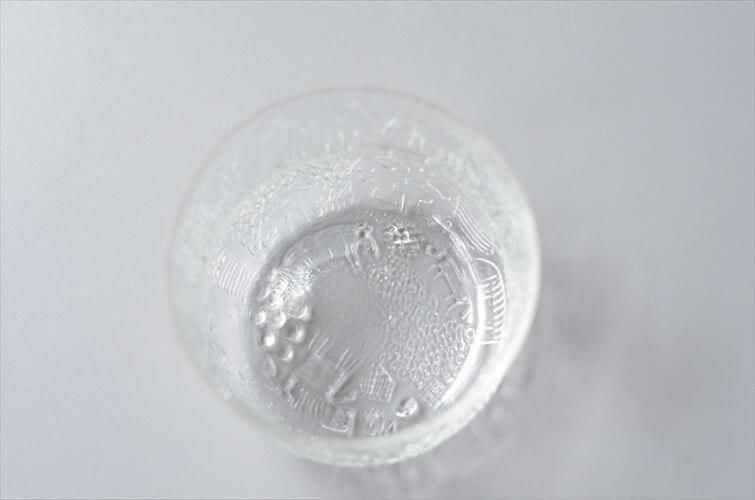 北欧のファウナ ガラスボウル 9cm 自然な動物と植物 アート